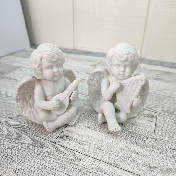 Angel‎ Cherub Pair of 2 Ceramic Figurines 4" Tall White Home Decor Accents - Picture 1 of 8